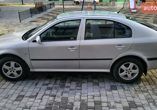 Серый Шкода Октавия, объемом двигателя 1.9 л и пробегом 453 тыс. км за 4000 $, фото 3 на Automoto.ua