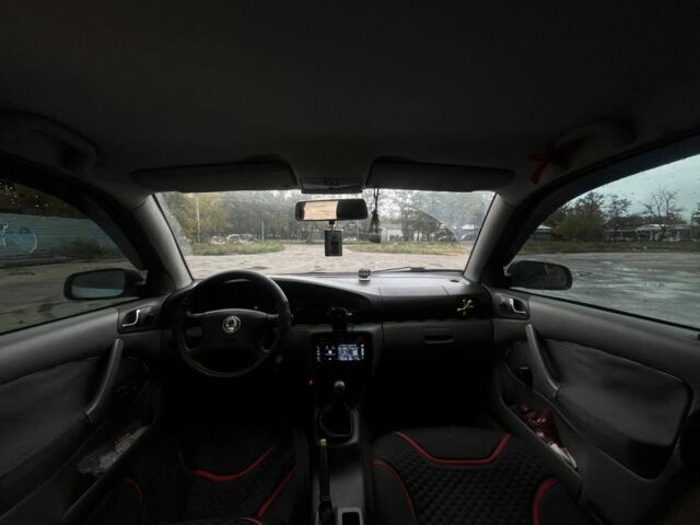 Серый Шкода Октавия, объемом двигателя 1.6 л и пробегом 250 тыс. км за 3700 $, фото 4 на Automoto.ua