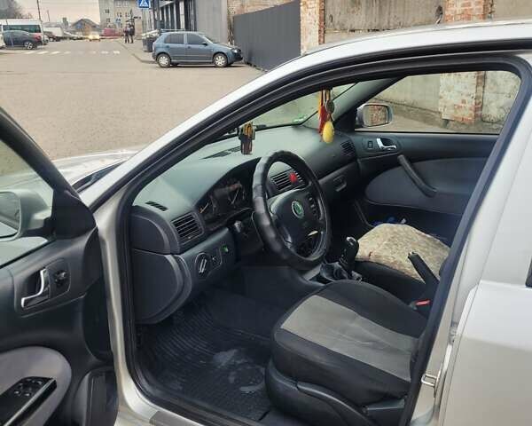 Серый Шкода Октавия, объемом двигателя 1.4 л и пробегом 357 тыс. км за 3600 $, фото 3 на Automoto.ua