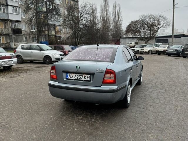 Сірий Шкода Октавія, об'ємом двигуна 1.6 л та пробігом 250 тис. км за 3000 $, фото 2 на Automoto.ua