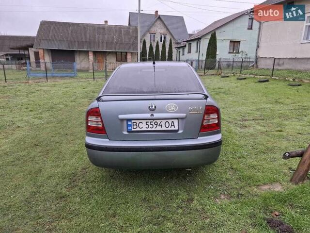 Серый Шкода Октавия, объемом двигателя 1.6 л и пробегом 250 тыс. км за 3850 $, фото 1 на Automoto.ua