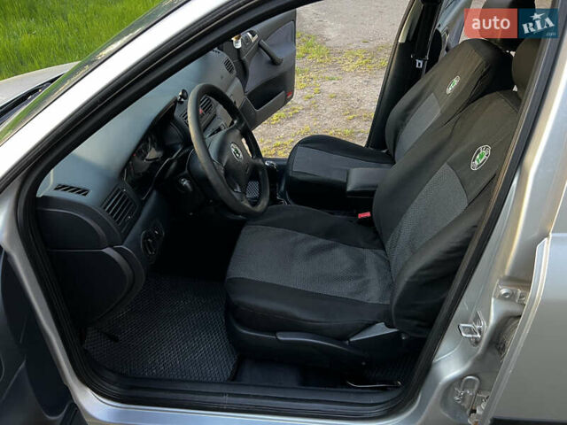 Серый Шкода Октавия, объемом двигателя 1.9 л и пробегом 451 тыс. км за 5700 $, фото 10 на Automoto.ua