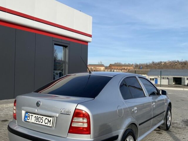 Серый Шкода Октавия, объемом двигателя 1.6 л и пробегом 300 тыс. км за 4600 $, фото 2 на Automoto.ua