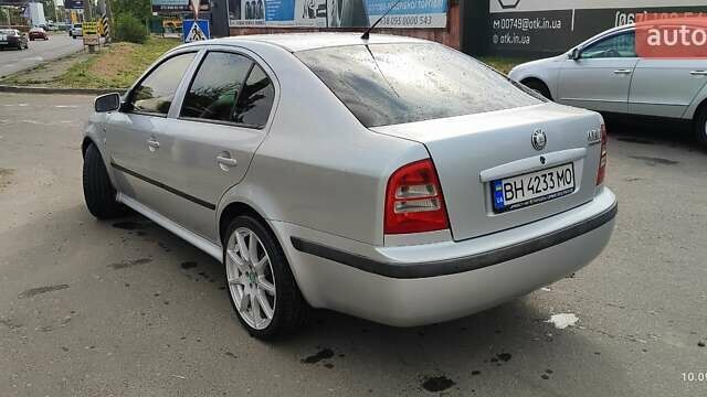 Серый Шкода Октавия, объемом двигателя 1.78 л и пробегом 300 тыс. км за 5000 $, фото 5 на Automoto.ua
