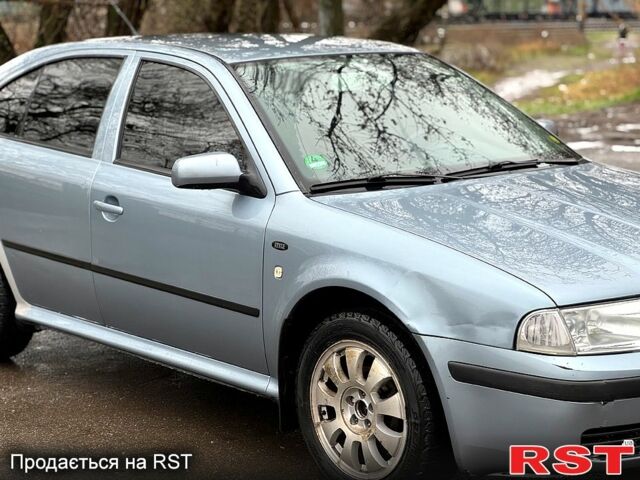 Серый Шкода Октавия, объемом двигателя 1.6 л и пробегом 194 тыс. км за 4400 $, фото 1 на Automoto.ua