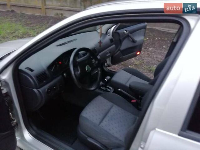 Серый Шкода Октавия, объемом двигателя 1.78 л и пробегом 310 тыс. км за 4900 $, фото 1 на Automoto.ua