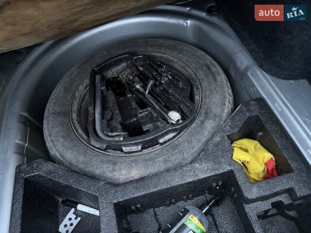 Серый Шкода Октавия, объемом двигателя 1.39 л и пробегом 247 тыс. км за 3300 $, фото 18 на Automoto.ua