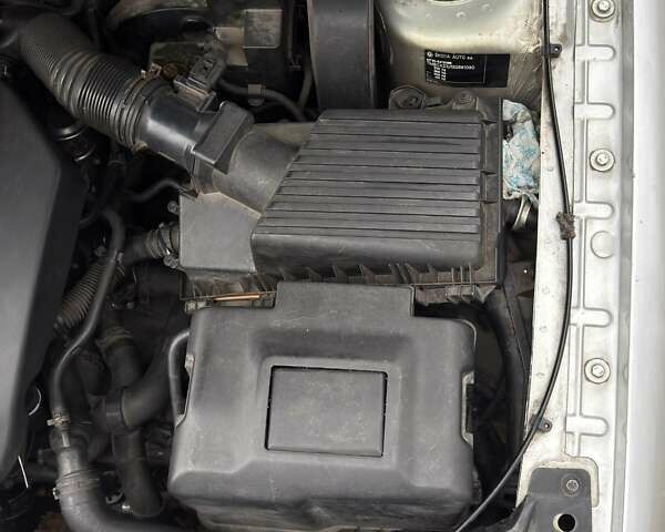 Сірий Шкода Октавія, об'ємом двигуна 1.6 л та пробігом 276 тис. км за 5850 $, фото 16 на Automoto.ua