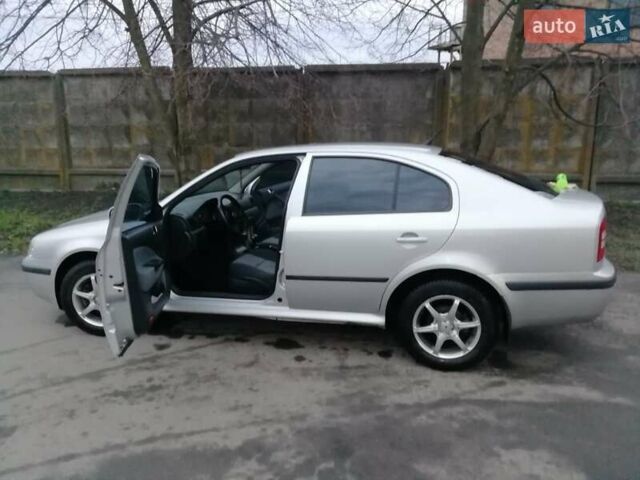 Серый Шкода Октавия, объемом двигателя 1.78 л и пробегом 310 тыс. км за 4900 $, фото 3 на Automoto.ua