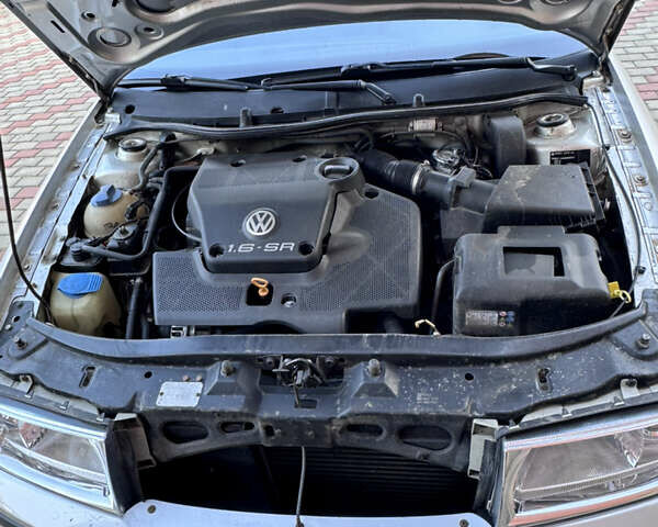 Серый Шкода Октавия, объемом двигателя 1.6 л и пробегом 406 тыс. км за 5200 $, фото 13 на Automoto.ua