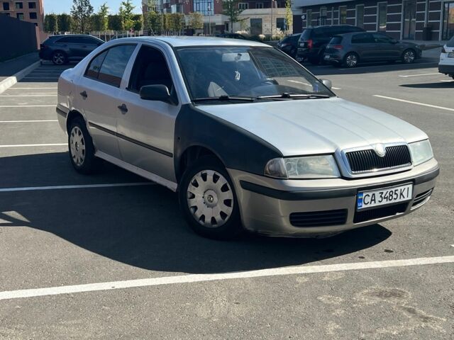 Серый Шкода Октавия, объемом двигателя 1.9 л и пробегом 300 тыс. км за 2500 $, фото 1 на Automoto.ua