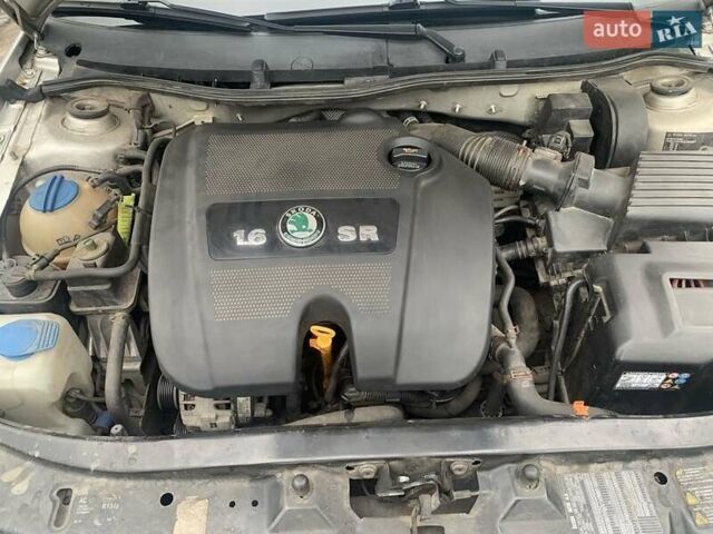 Серый Шкода Октавия, объемом двигателя 1.6 л и пробегом 196 тыс. км за 4700 $, фото 6 на Automoto.ua