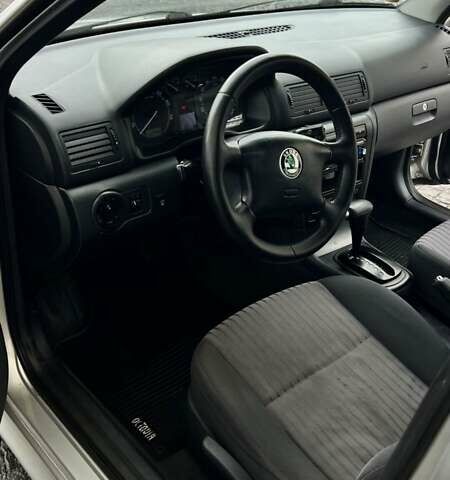 Сірий Шкода Октавія, об'ємом двигуна 1.78 л та пробігом 260 тис. км за 4700 $, фото 4 на Automoto.ua