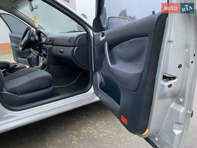 Сірий Шкода Октавія, об'ємом двигуна 2 л та пробігом 188 тис. км за 3700 $, фото 15 на Automoto.ua