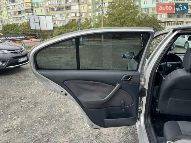Сірий Шкода Октавія, об'ємом двигуна 1.6 л та пробігом 226 тис. км за 5500 $, фото 24 на Automoto.ua