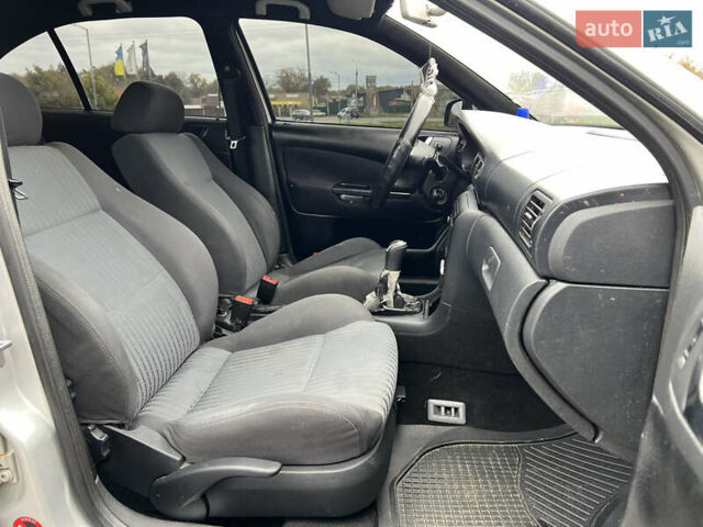 Сірий Шкода Октавія, об'ємом двигуна 1.9 л та пробігом 300 тис. км за 3000 $, фото 20 на Automoto.ua