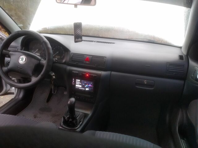 Серый Шкода Октавия, объемом двигателя 1.8 л и пробегом 263 тыс. км за 3800 $, фото 7 на Automoto.ua