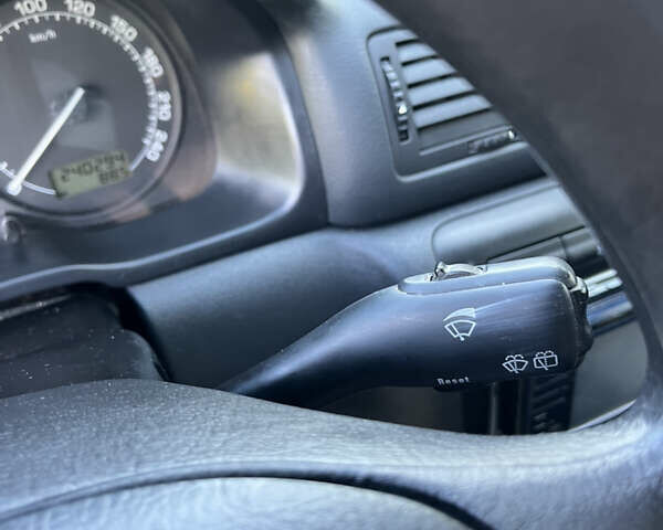 Серый Шкода Октавия, объемом двигателя 1.6 л и пробегом 240 тыс. км за 5099 $, фото 41 на Automoto.ua