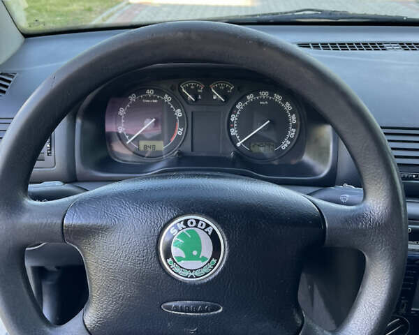 Серый Шкода Октавия, объемом двигателя 1.6 л и пробегом 240 тыс. км за 5099 $, фото 42 на Automoto.ua