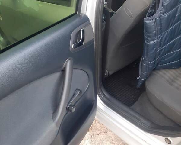 Серый Шкода Октавия, объемом двигателя 1.6 л и пробегом 211 тыс. км за 4500 $, фото 21 на Automoto.ua