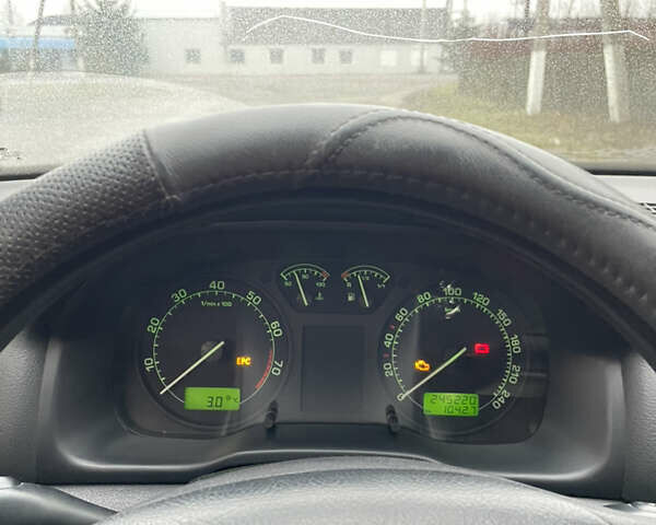 Сірий Шкода Октавія, об'ємом двигуна 1.6 л та пробігом 245 тис. км за 5200 $, фото 12 на Automoto.ua