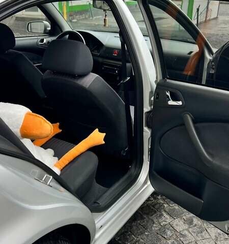 Серый Шкода Октавия, объемом двигателя 1.78 л и пробегом 260 тыс. км за 4300 $, фото 8 на Automoto.ua