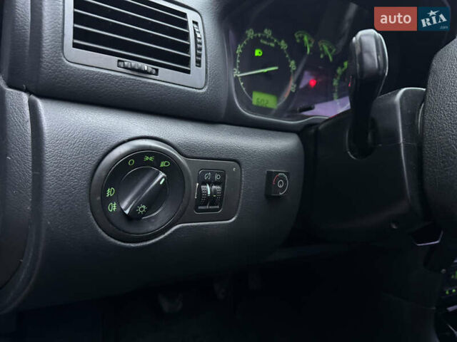 Сірий Шкода Октавія, об'ємом двигуна 1.8 л та пробігом 209 тис. км за 3950 $, фото 39 на Automoto.ua