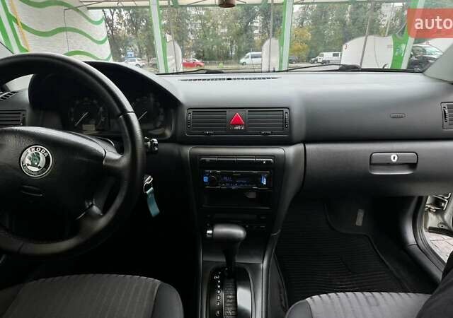 Сірий Шкода Октавія, об'ємом двигуна 1.78 л та пробігом 260 тис. км за 4700 $, фото 2 на Automoto.ua