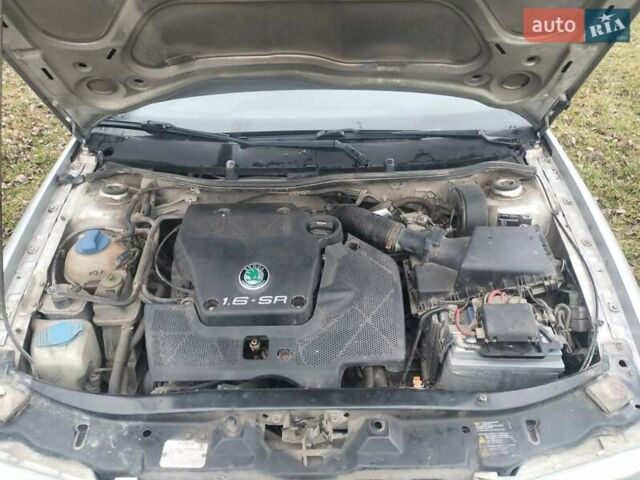 Сірий Шкода Октавія, об'ємом двигуна 1.6 л та пробігом 340 тис. км за 3000 $, фото 8 на Automoto.ua