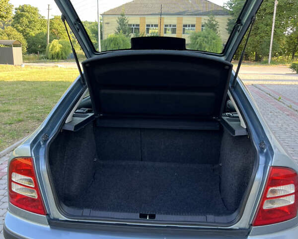 Серый Шкода Октавия, объемом двигателя 1.6 л и пробегом 240 тыс. км за 5099 $, фото 13 на Automoto.ua