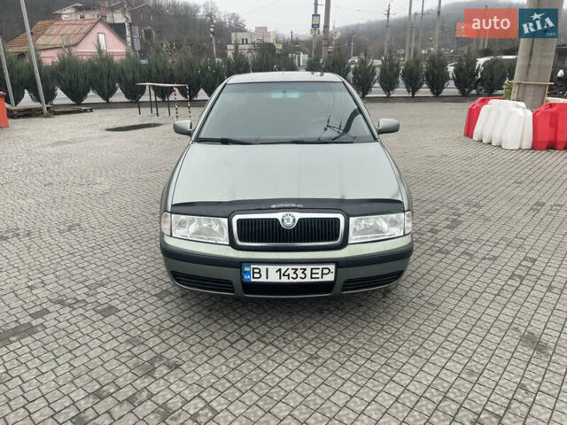Сірий Шкода Октавія, об'ємом двигуна 1.39 л та пробігом 200 тис. км за 2999 $, фото 18 на Automoto.ua