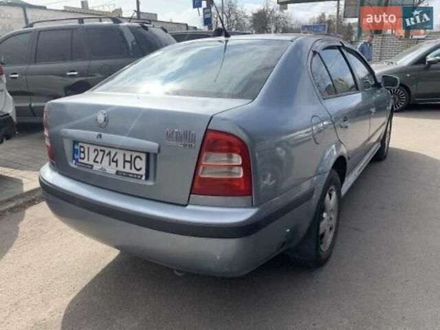 Серый Шкода Октавия, объемом двигателя 2 л и пробегом 238 тыс. км за 4000 $, фото 1 на Automoto.ua