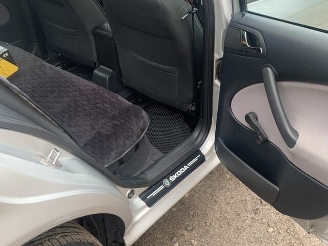 Серый Шкода Октавия, объемом двигателя 1.6 л и пробегом 196 тыс. км за 4700 $, фото 10 на Automoto.ua