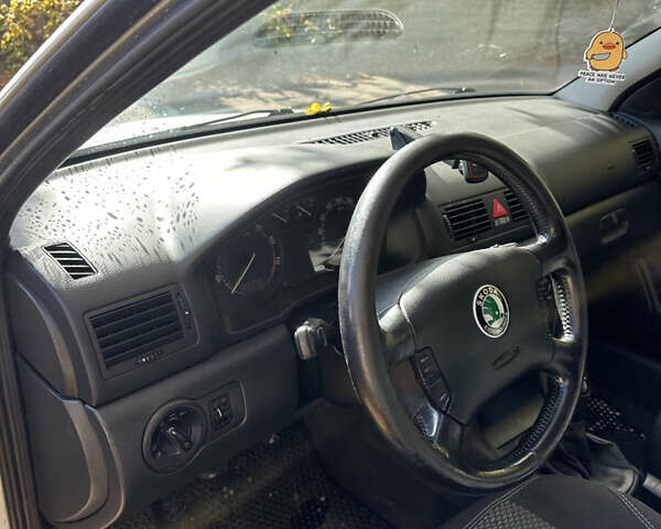 Серый Шкода Октавия, объемом двигателя 1.6 л и пробегом 252 тыс. км за 5200 $, фото 17 на Automoto.ua