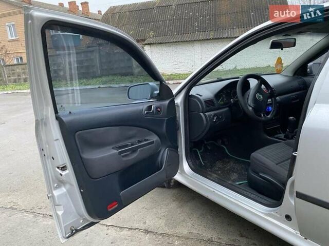 Сірий Шкода Октавія, об'ємом двигуна 2 л та пробігом 188 тис. км за 3700 $, фото 17 на Automoto.ua