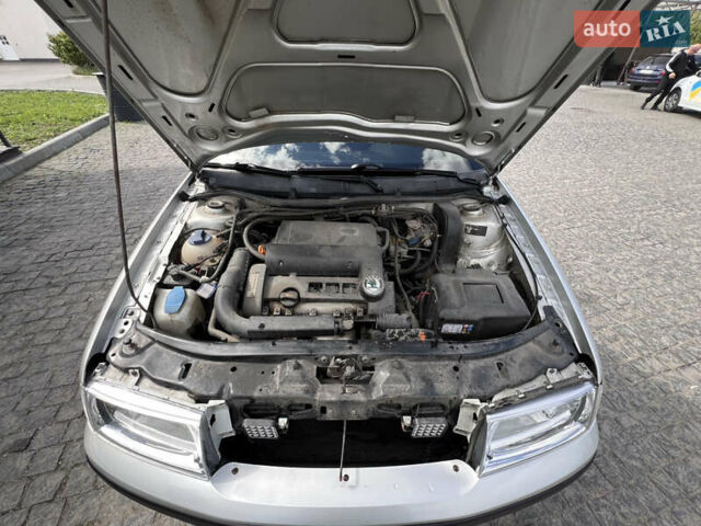 Серый Шкода Октавия, объемом двигателя 1.4 л и пробегом 233 тыс. км за 4100 $, фото 13 на Automoto.ua