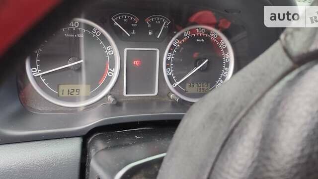 Серый Шкода Октавия, объемом двигателя 1.8 л и пробегом 351 тыс. км за 4550 $, фото 6 на Automoto.ua