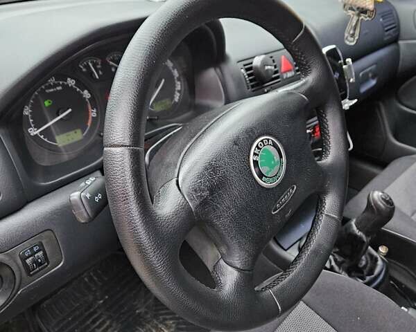 Серый Шкода Октавия, объемом двигателя 1.6 л и пробегом 256 тыс. км за 4150 $, фото 16 на Automoto.ua