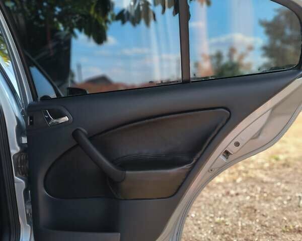 Серый Шкода Октавия, объемом двигателя 1.6 л и пробегом 242 тыс. км за 5300 $, фото 64 на Automoto.ua