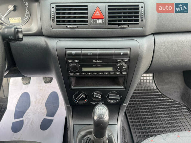 Сірий Шкода Октавія, об'ємом двигуна 1.6 л та пробігом 226 тис. км за 5500 $, фото 51 на Automoto.ua