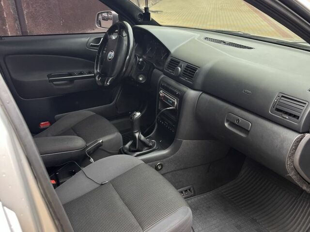 Серый Шкода Октавия, объемом двигателя 1.8 л и пробегом 337 тыс. км за 3600 $, фото 6 на Automoto.ua