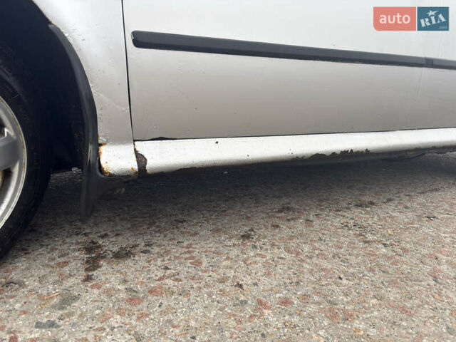 Серый Шкода Октавия, объемом двигателя 1.8 л и пробегом 269 тыс. км за 3500 $, фото 5 на Automoto.ua