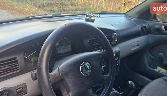 Сірий Шкода Октавія, об'ємом двигуна 1.6 л та пробігом 295 тис. км за 3200 $, фото 13 на Automoto.ua