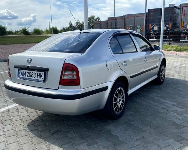 Серый Шкода Октавия, объемом двигателя 1.6 л и пробегом 245 тыс. км за 4600 $, фото 5 на Automoto.ua