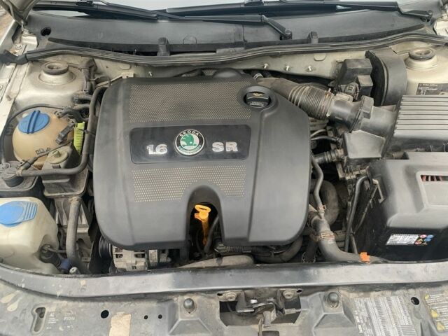 Серый Шкода Октавия, объемом двигателя 1.6 л и пробегом 196 тыс. км за 4700 $, фото 7 на Automoto.ua