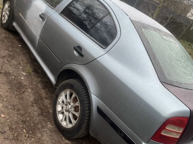 Серый Шкода Октавия, объемом двигателя 1.6 л и пробегом 360 тыс. км за 1800 $, фото 2 на Automoto.ua