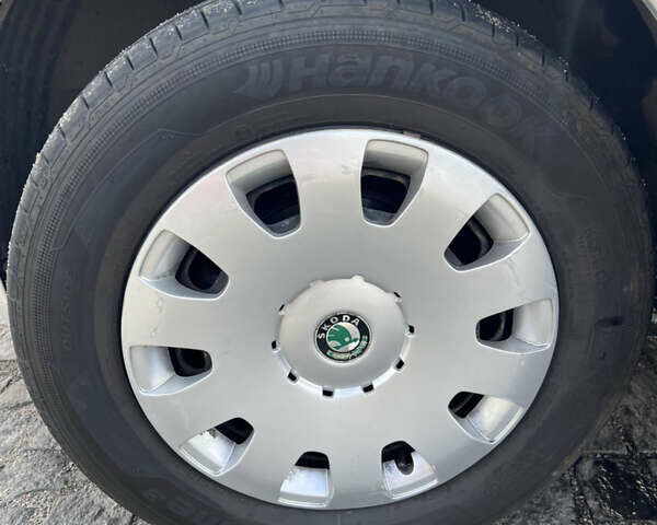 Серый Шкода Октавия, объемом двигателя 1.4 л и пробегом 233 тыс. км за 4100 $, фото 15 на Automoto.ua