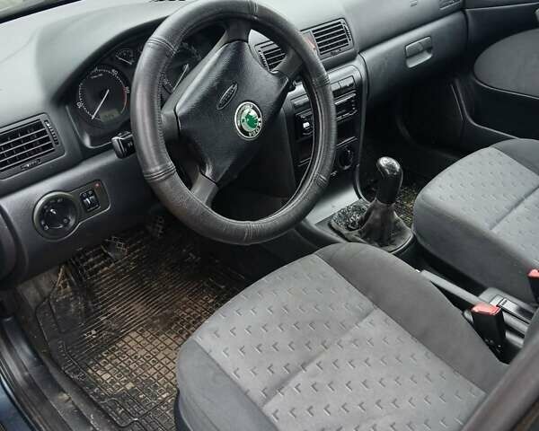 Сірий Шкода Октавія, об'ємом двигуна 1.9 л та пробігом 400 тис. км за 1900 $, фото 2 на Automoto.ua