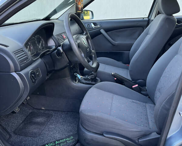 Серый Шкода Октавия, объемом двигателя 1.6 л и пробегом 240 тыс. км за 5099 $, фото 25 на Automoto.ua