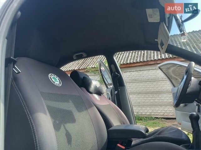 Сірий Шкода Октавія, об'ємом двигуна 1.6 л та пробігом 350 тис. км за 2800 $, фото 3 на Automoto.ua